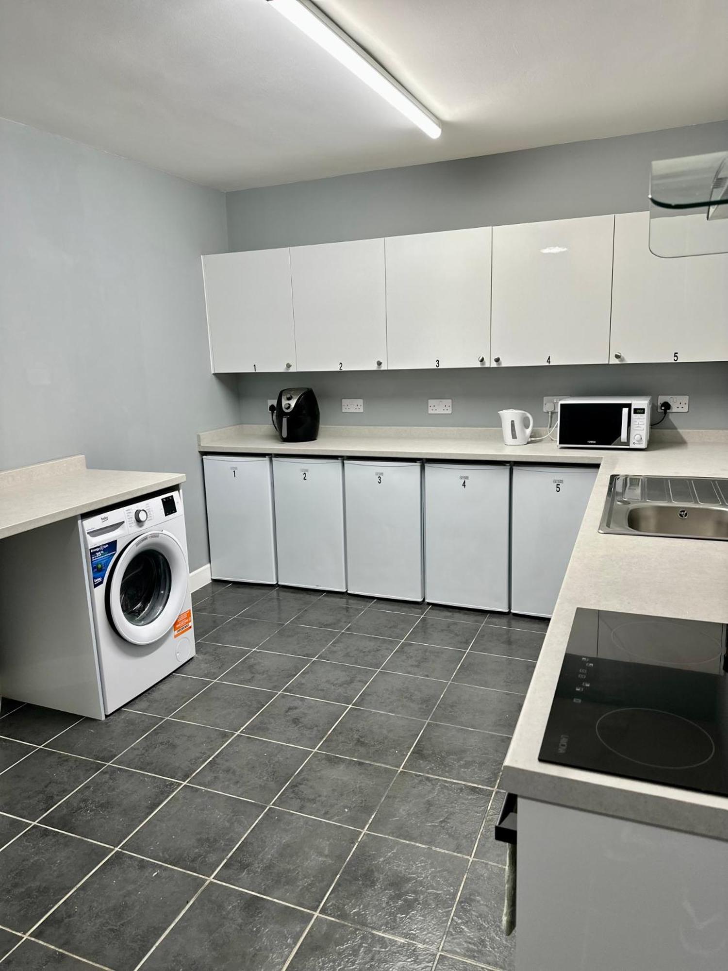 Cosy Ensuite Double Room, Near Heathrow Airport Northolt (Greater London)